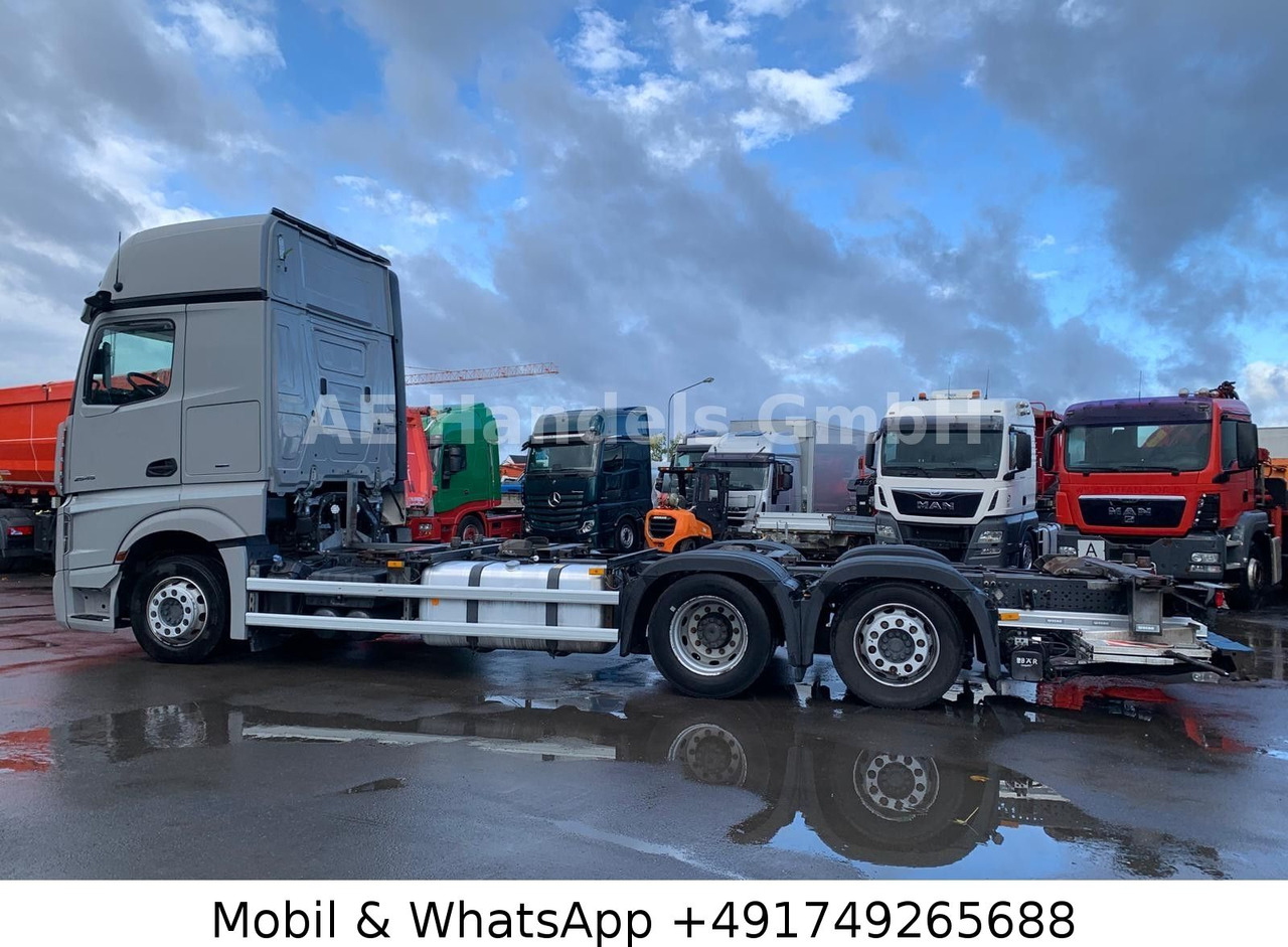 Mercedes-Benz Actros V 2545 BigSpace LL*Retarder/LBW/Lenk+Lift - شاحنات الحاويات / جسم علوي قابل للتغيير شاحنة: صورة 2 Mercedes-Benz Actros V 2545 BigSpace LL*Retarder/LBW/Lenk+Lift - شاحنات الحاويات / جسم علوي قابل للتغيير شاحنة: صورة 2