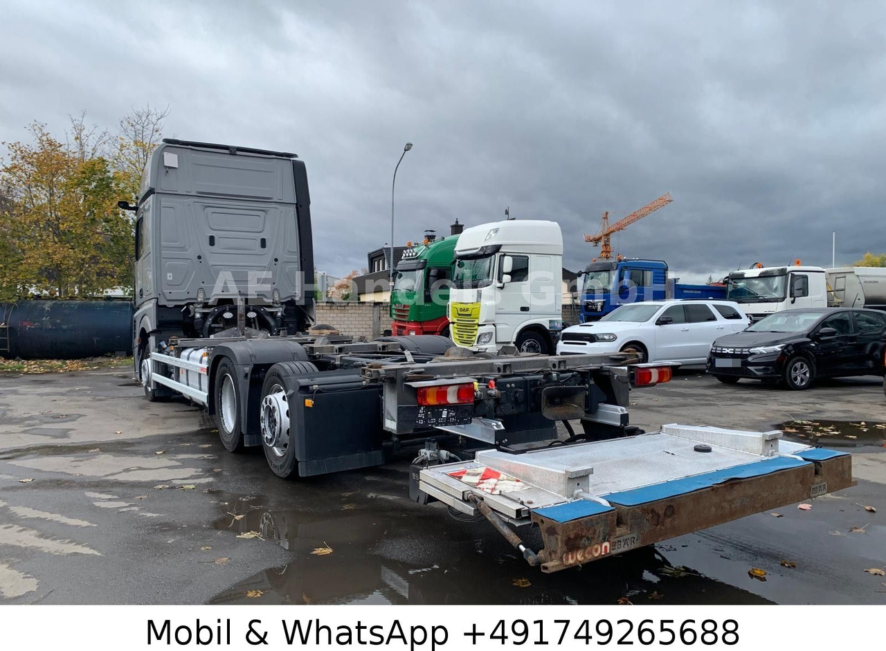 Mercedes-Benz Actros V 2545 BigSpace LL*Retarder/LBW/Lenk+Lift - شاحنات الحاويات / جسم علوي قابل للتغيير شاحنة: صورة 4 Mercedes-Benz Actros V 2545 BigSpace LL*Retarder/LBW/Lenk+Lift - شاحنات الحاويات / جسم علوي قابل للتغيير شاحنة: صورة 4