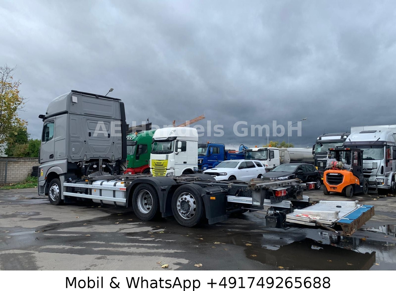 Mercedes-Benz Actros V 2545 BigSpace LL*Retarder/LBW/Lenk+Lift - شاحنات الحاويات / جسم علوي قابل للتغيير شاحنة: صورة 2 Mercedes-Benz Actros V 2545 BigSpace LL*Retarder/LBW/Lenk+Lift - شاحنات الحاويات / جسم علوي قابل للتغيير شاحنة: صورة 2