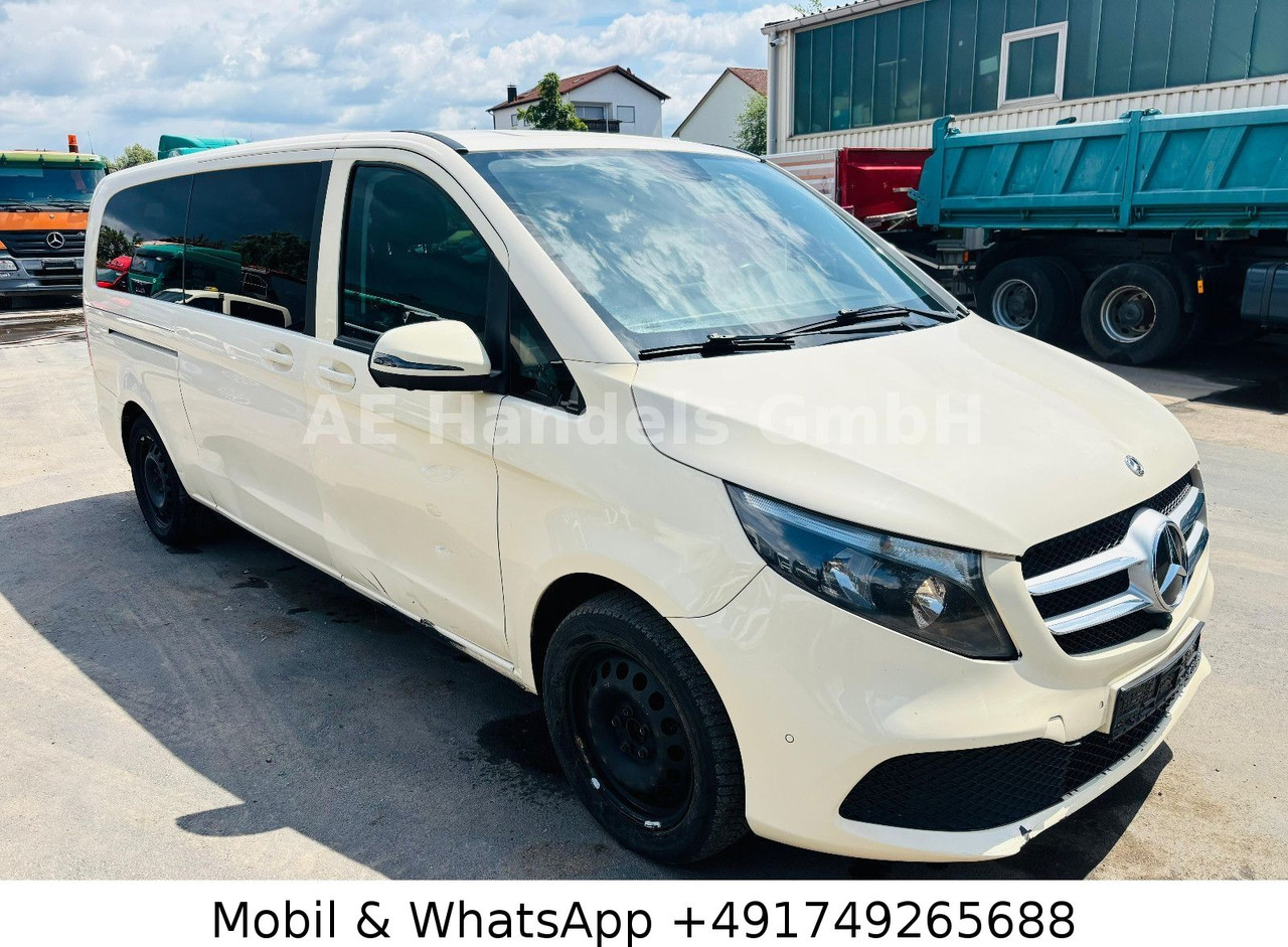 Mercedes-Benz V 220 d extralang*PDC/360°/Leder/Elek.Heckklappe - ميكروباص: صورة 1 Mercedes-Benz V 220 d extralang*PDC/360°/Leder/Elek.Heckklappe - ميكروباص: صورة 1