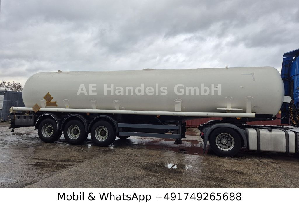 Willig *ADR/40.000Liter/Kerosin/Diesel/Benzin Willig *ADR/40.000Liter/Kerosin/Diesel/Benzin - نصف مقطورة صهريج: صورة 2 Willig *ADR/40.000Liter/Kerosin/Diesel/Benzin Willig *ADR/40.000Liter/Kerosin/Diesel/Benzin - نصف مقطورة صهريج: صورة 2