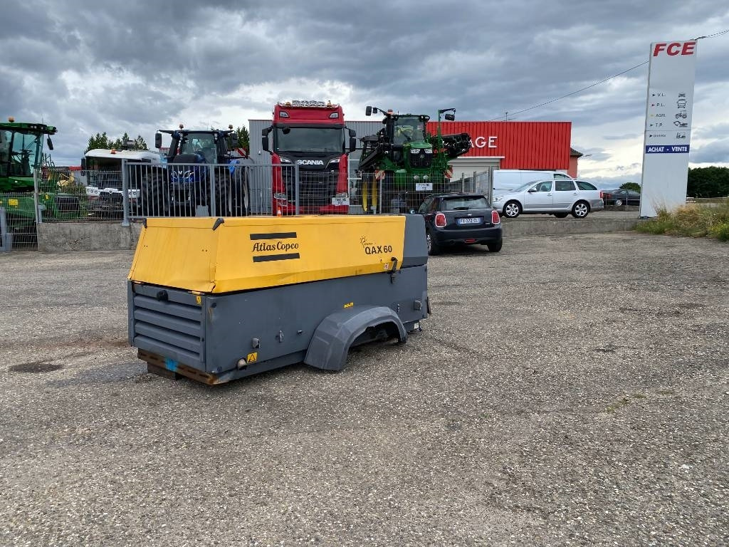 Atlas Copco QAX 60 - Carte Grise Françaises endommagé - مجموعة المولدات: صورة 1 Atlas Copco QAX 60 - Carte Grise Françaises endommagé - مجموعة المولدات: صورة 1