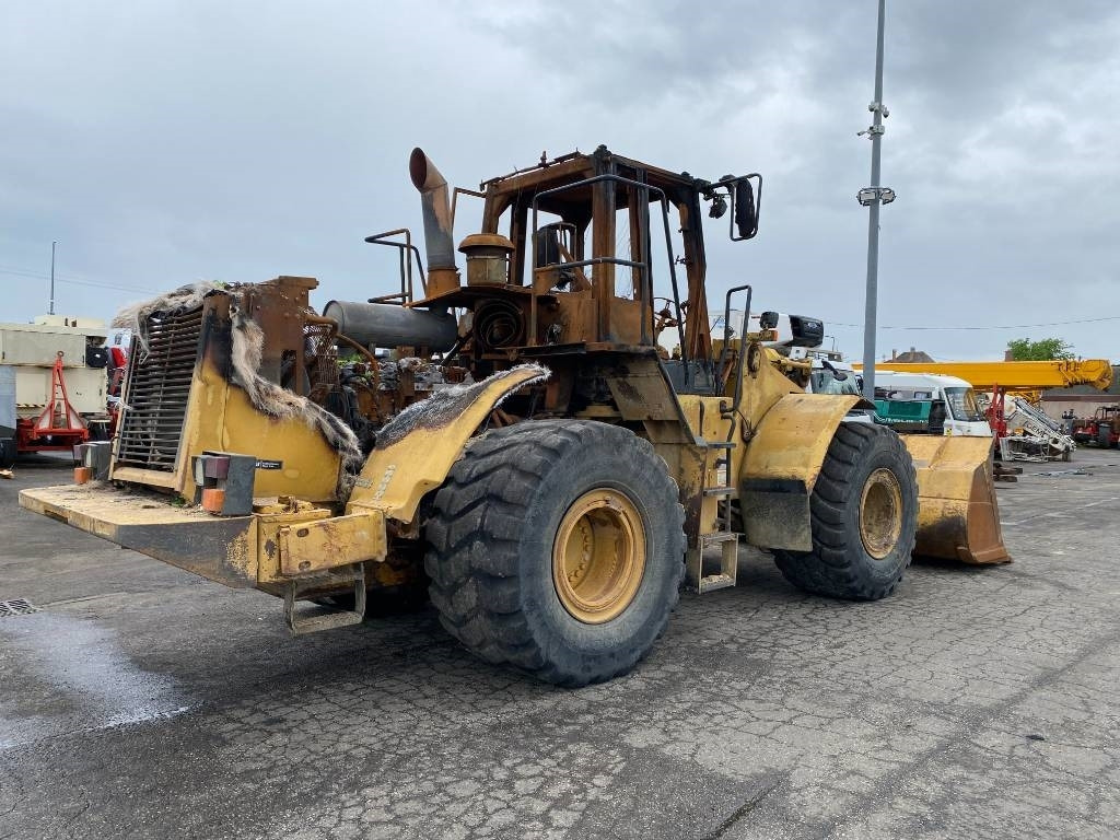 CAT 966 G endommagée Complete ou pour pièces - اللودر بعجل: صورة 4 CAT 966 G endommagée Complete ou pour pièces - اللودر بعجل: صورة 4