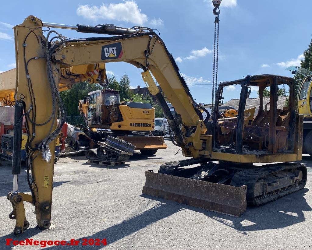 CAT CAT 308 CR avec Certificat CE Origine Française - حفار زحاف: صورة 1 CAT CAT 308 CR avec Certificat CE Origine Française - حفار زحاف: صورة 1