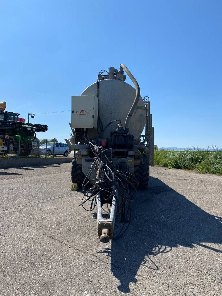 Fliegl WFG10100/Châssis Porteur-Citerne 24000Litres - صهريج السماد السائل: صورة 2 Fliegl WFG10100/Châssis Porteur-Citerne 24000Litres - صهريج السماد السائل: صورة 2