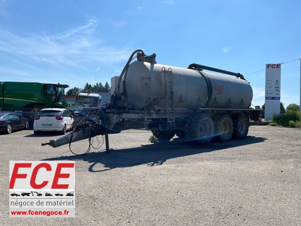 Fliegl WFG10100/Châssis Porteur-Citerne 24000Litres - صهريج السماد السائل: صورة 1 Fliegl WFG10100/Châssis Porteur-Citerne 24000Litres - صهريج السماد السائل: صورة 1