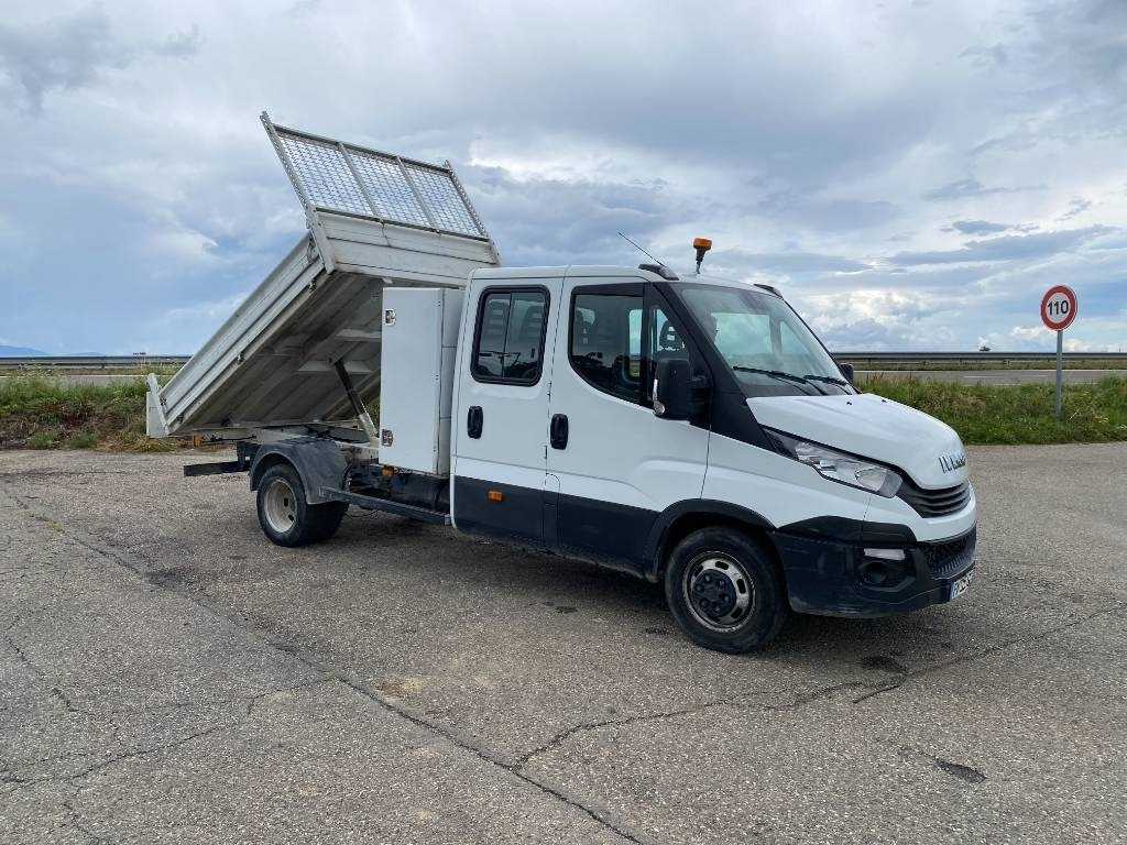 Iveco DAILY 35-140 C14 2.3D/140 / JPM VULCAIN endommagé - قلاب صغير, الشاحنات الصغيرة كابينة مزدوجة: صورة 5 Iveco DAILY 35-140 C14 2.3D/140 / JPM VULCAIN endommagé - قلاب صغير, الشاحنات الصغيرة كابينة مزدوجة: صورة 5