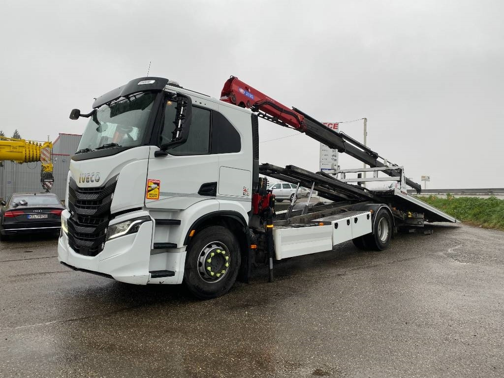 Iveco S WAY480 /FIAULT PF60 +GRUE HMF endommagée - شاحنة سحب: صورة 2 Iveco S WAY480 /FIAULT PF60 +GRUE HMF endommagée - شاحنة سحب: صورة 2