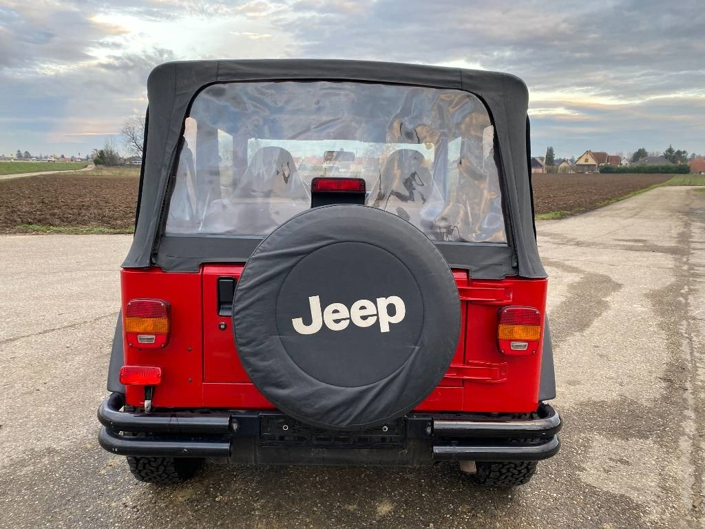 Jeep WRANGLER 2.5i 118 Véhicule d'Origine Française - سيارة دفع رباعي: صورة 5 Jeep WRANGLER 2.5i 118 Véhicule d'Origine Française - سيارة دفع رباعي: صورة 5