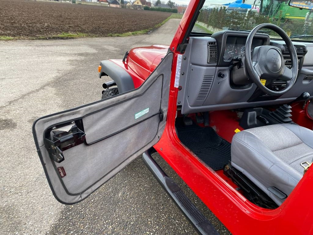 سيارة دفع رباعي Jeep WRANGLER 2.5i 118 Véhicule d'Origine Française: صورة 24