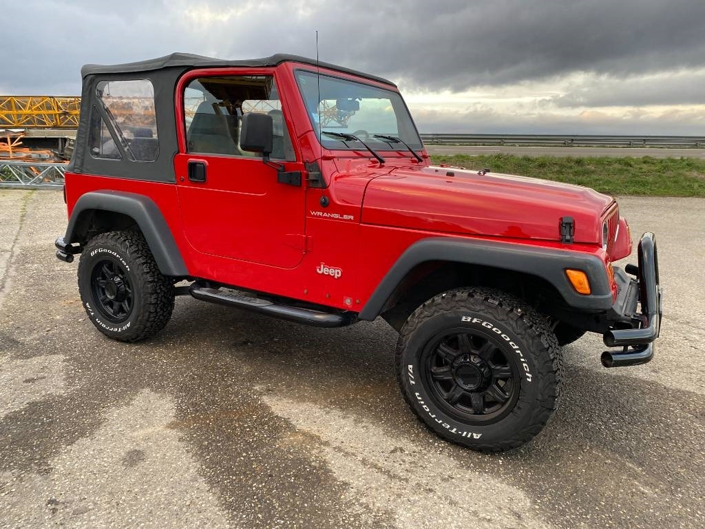 Jeep WRANGLER 2.5i 118 Véhicule d'Origine Française - سيارة دفع رباعي: صورة 3 Jeep WRANGLER 2.5i 118 Véhicule d'Origine Française - سيارة دفع رباعي: صورة 3