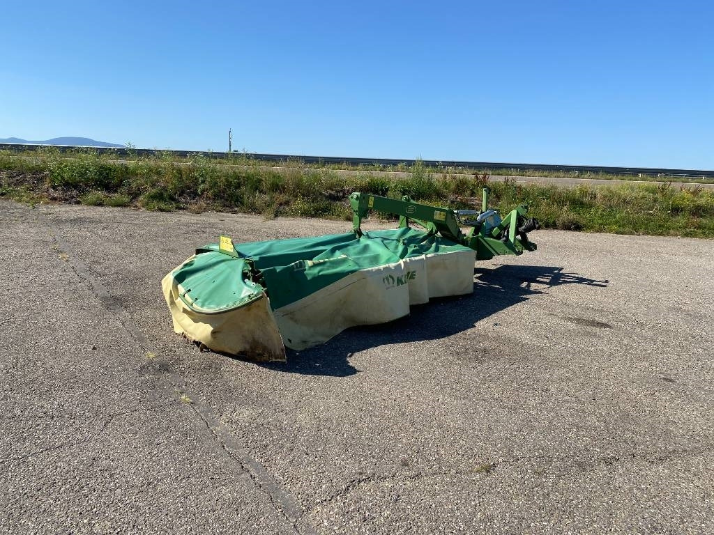 Krone EASY CUT R360 endommagé - جزازة العشب: صورة 4 Krone EASY CUT R360 endommagé - جزازة العشب: صورة 4