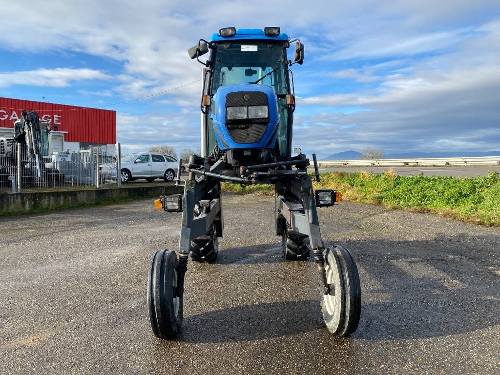 Landini REX R70V Enjambeur a Grand dégagement endommagé  - جرار: صورة 2 Landini REX R70V Enjambeur a Grand dégagement endommagé  - جرار: صورة 2