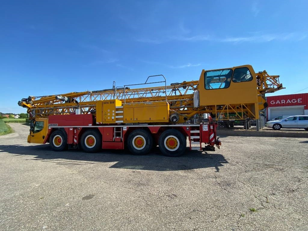 Liebherr MK 88 Certificat CE / 1er Main endommagée - رافعة ذاتية التركيب: صورة 5 Liebherr MK 88 Certificat CE / 1er Main endommagée - رافعة ذاتية التركيب: صورة 5