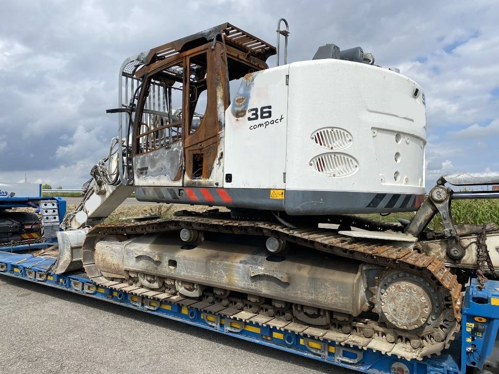 Liebherr R936 COMPACT NLC de 2022 Vente en pièces détachée - مسارات - آلات البناء: صورة 2 Liebherr R936 COMPACT NLC de 2022 Vente en pièces détachée - مسارات - آلات البناء: صورة 2