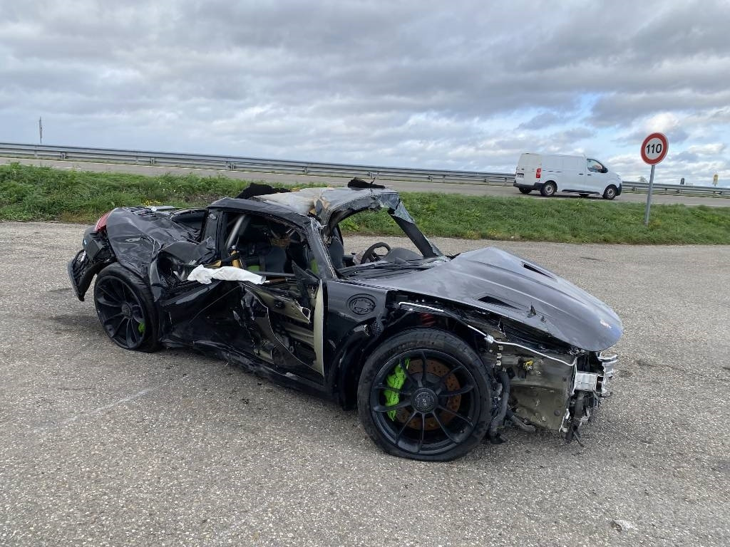 Porsche 911 GT3 RS (991) 4.0i 520 PDK7 Pack WEISSACH/RS - سيارة: صورة 3 Porsche 911 GT3 RS (991) 4.0i 520 PDK7 Pack WEISSACH/RS - سيارة: صورة 3