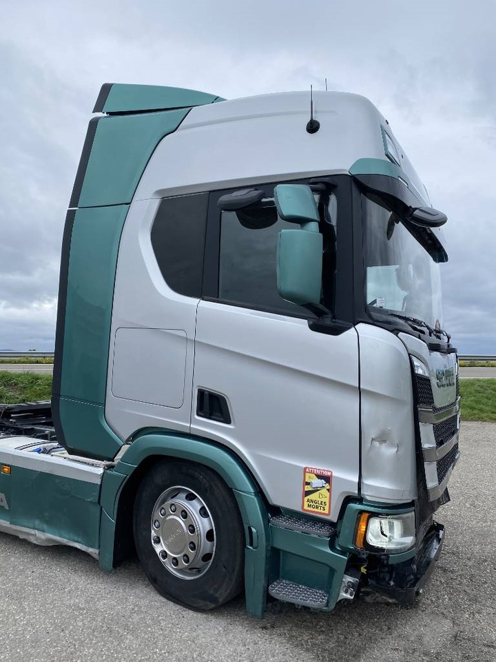 وحدة جر Scania R500 A4x2LB/RETARDER -1er Main endommagé: صورة 34