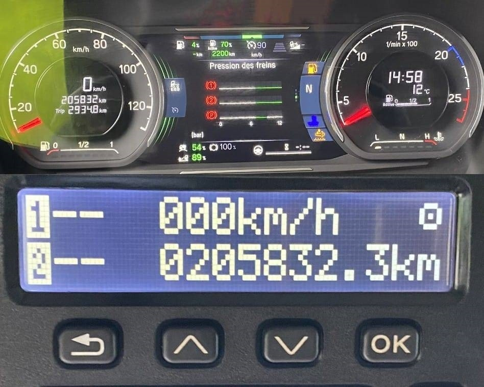 وحدة جر Scania R500 A4x2LB/RETARDER -1er Main endommagé: صورة 8