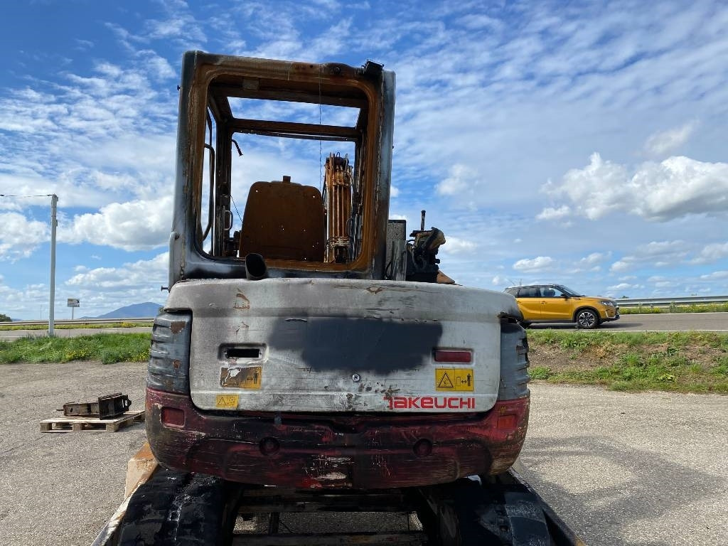 Takeuchi TB 250 + Brise roche et Godets endommagée - حفارة مُصَّغرة: صورة 2 Takeuchi TB 250 + Brise roche et Godets endommagée - حفارة مُصَّغرة: صورة 2
