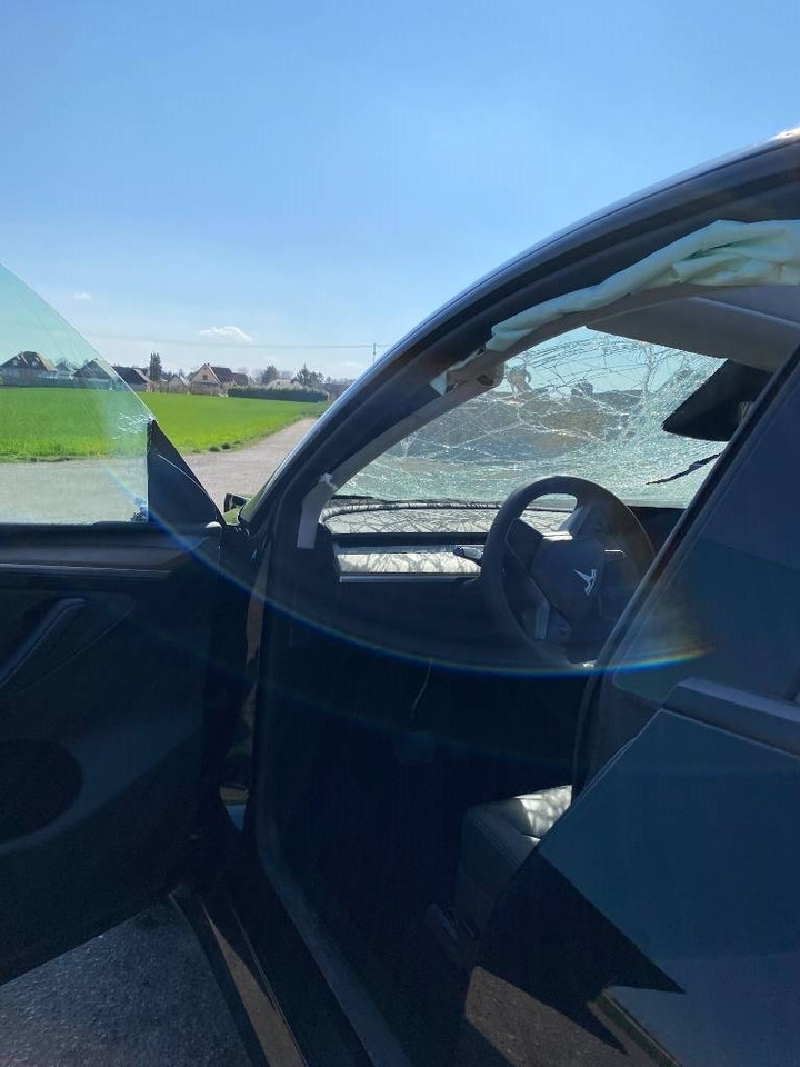 سيارة Tesla Model Y RWD/Origine Française endommagée: صورة 36