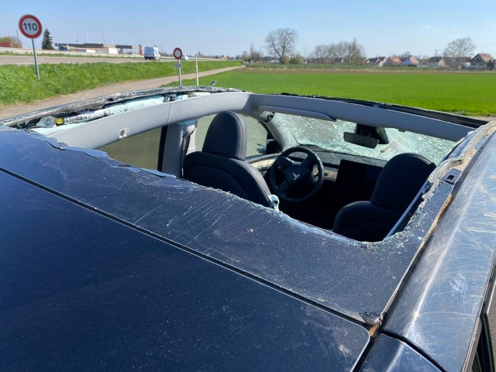 سيارة Tesla Model Y RWD/Origine Française endommagée: صورة 43