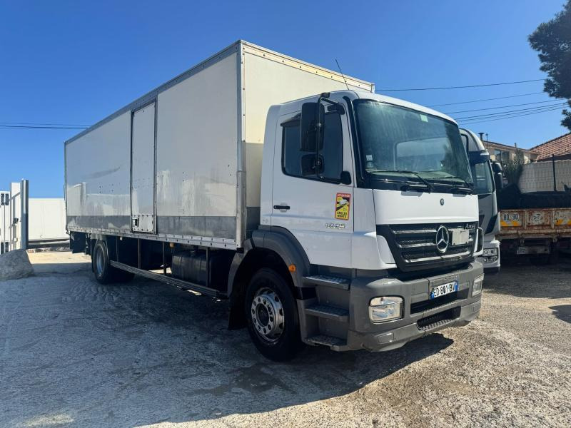 Mercedes Axor 1828 - شاحنة مقفلة: صورة 3 Mercedes Axor 1828 - شاحنة مقفلة: صورة 3