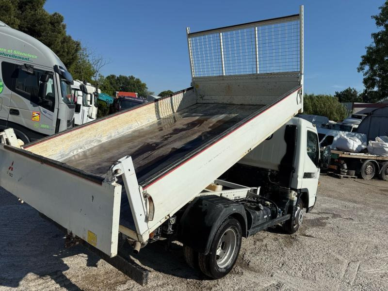 Mitsubishi Fuso Canter 3C15 - قلاب صغير: صورة 5 Mitsubishi Fuso Canter 3C15 - قلاب صغير: صورة 5