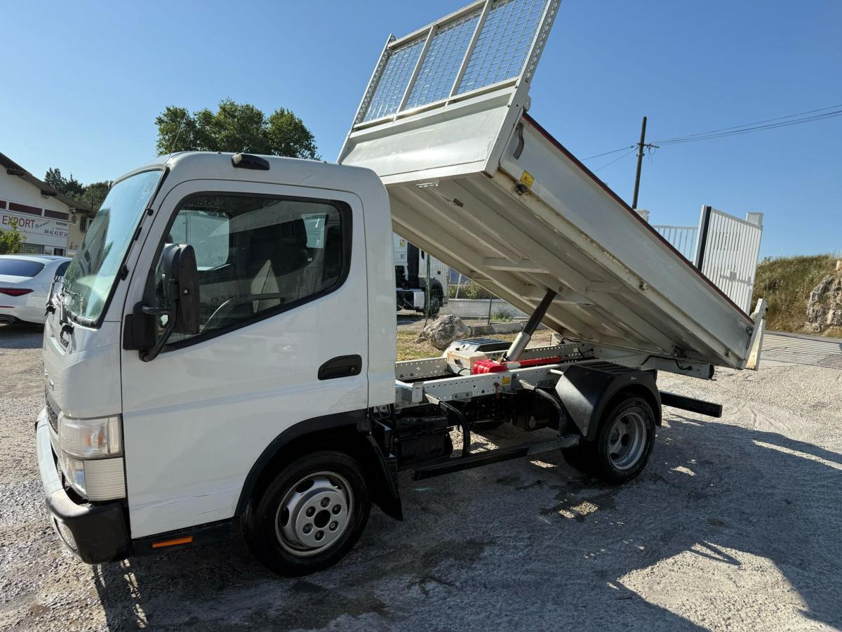 Mitsubishi Fuso Canter 3C15 - قلاب صغير: صورة 1 Mitsubishi Fuso Canter 3C15 - قلاب صغير: صورة 1
