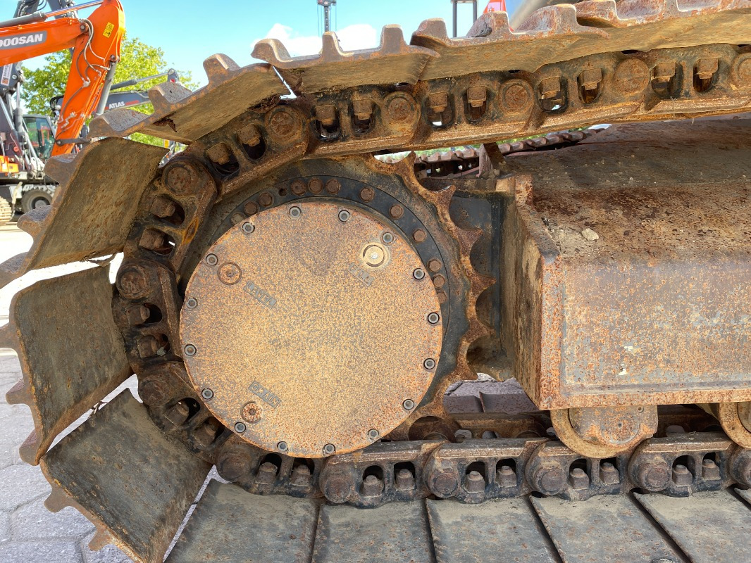 Doosan DX235LC-5 - حفار زحاف: صورة 2 Doosan DX235LC-5 - حفار زحاف: صورة 2