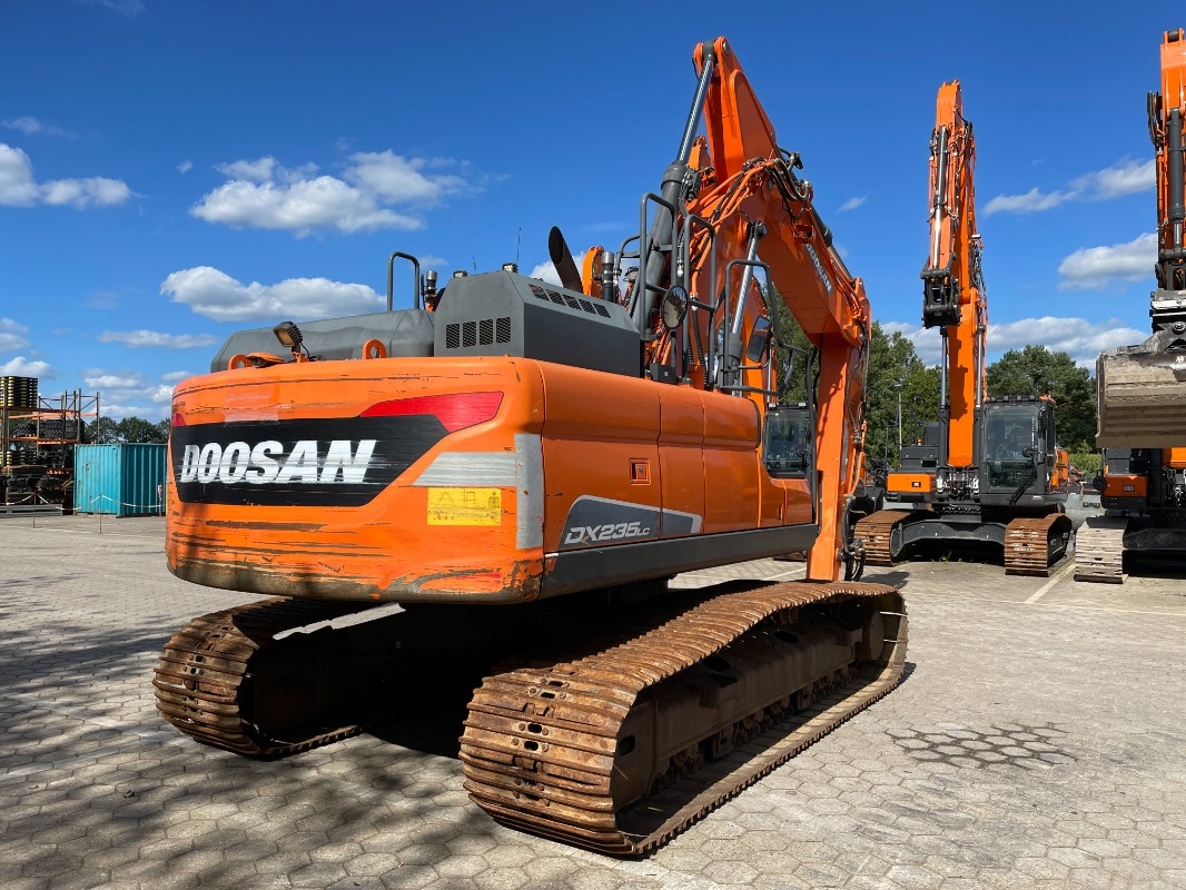 Doosan DX235LC-5 - حفار زحاف: صورة 4 Doosan DX235LC-5 - حفار زحاف: صورة 4