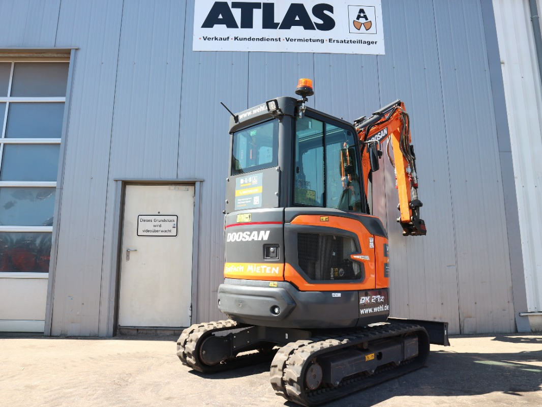 Doosan DX27Z-7 - حفارة مُصَّغرة: صورة 3 Doosan DX27Z-7 - حفارة مُصَّغرة: صورة 3