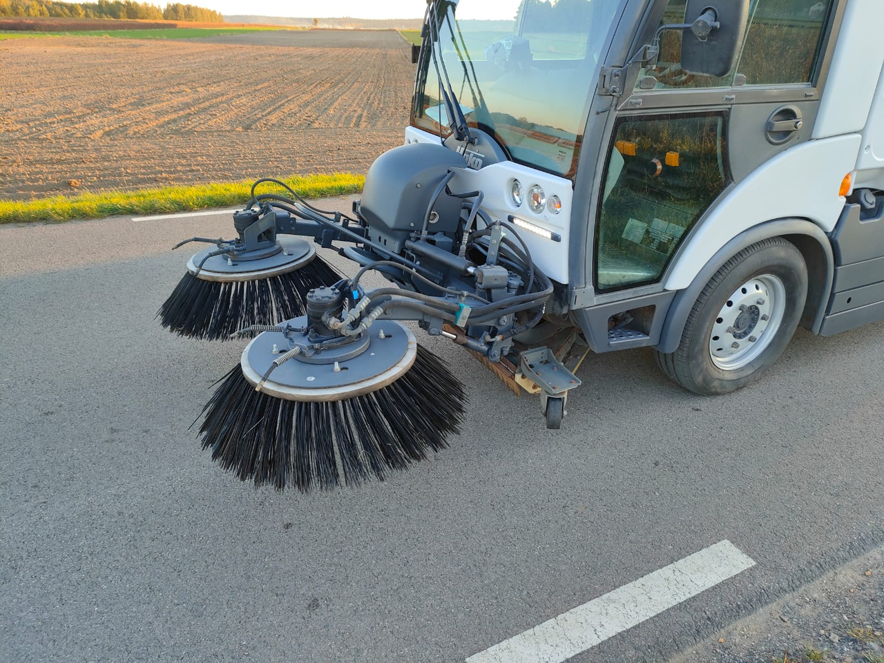 HAKO CITYMASTER 2200 - آلية المنفعة/ مركبة خاصة: صورة 3 HAKO CITYMASTER 2200 - آلية المنفعة/ مركبة خاصة: صورة 3