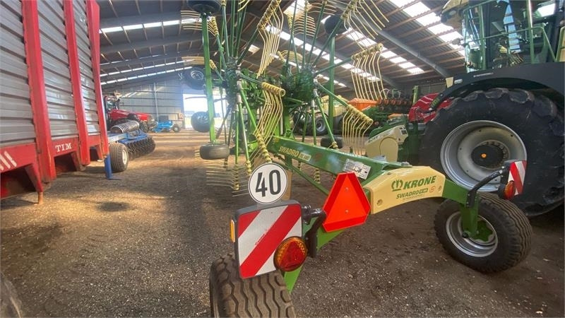 Krone SWADRO TC880 rive Plus - آلة تيبيس العشب/ آلة جمع العشب: صورة 2 Krone SWADRO TC880 rive Plus - آلة تيبيس العشب/ آلة جمع العشب: صورة 2