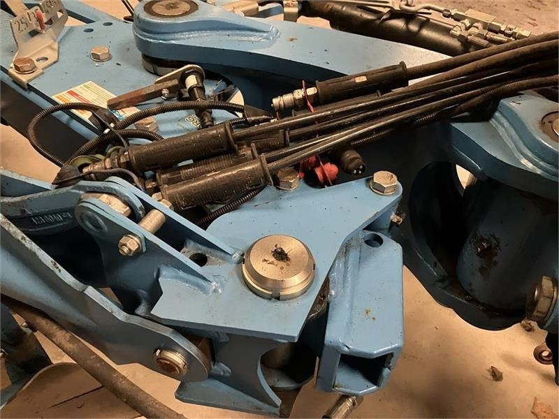 Lemken JUVEL 8VT 5L 100 - محراث: صورة 3 Lemken JUVEL 8VT 5L 100 - محراث: صورة 3