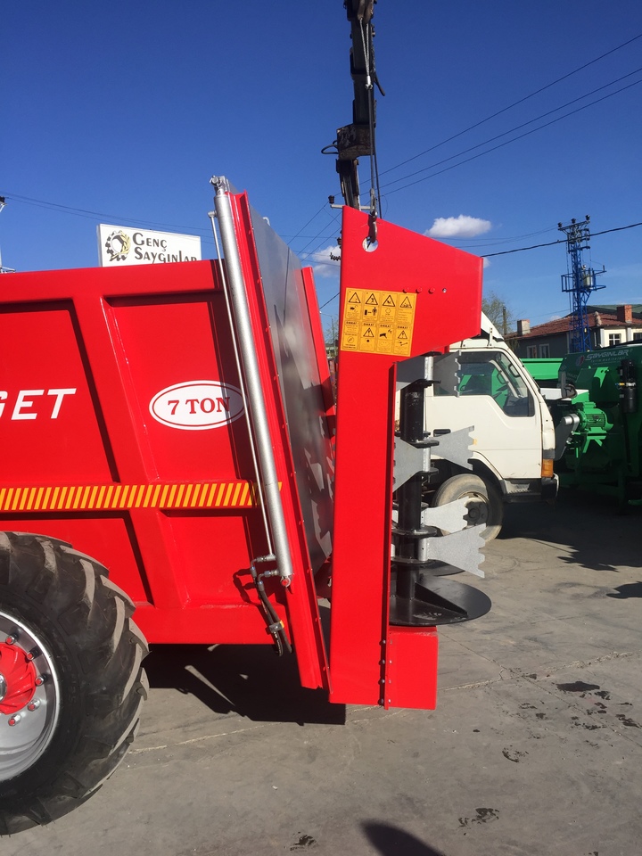 TARGET 10 TON HYDRAULIC PUSH MANURE SPREADER - آلة رش السماد الطبيعي: صورة 4 TARGET 10 TON HYDRAULIC PUSH MANURE SPREADER - آلة رش السماد الطبيعي: صورة 4