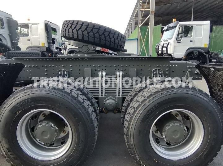 Sinotruk HOWO 6X6 ALL-WHEEL DRIVE - وحدة جر: صورة 5 Sinotruk HOWO 6X6 ALL-WHEEL DRIVE - وحدة جر: صورة 5