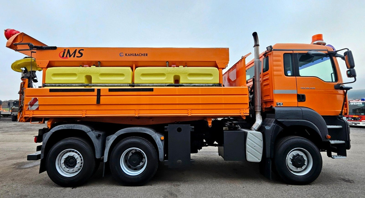MAN TGA 28.400 6x4-4 Winterdienst - شاحنة قلاب: صورة 2 MAN TGA 28.400 6x4-4 Winterdienst - شاحنة قلاب: صورة 2