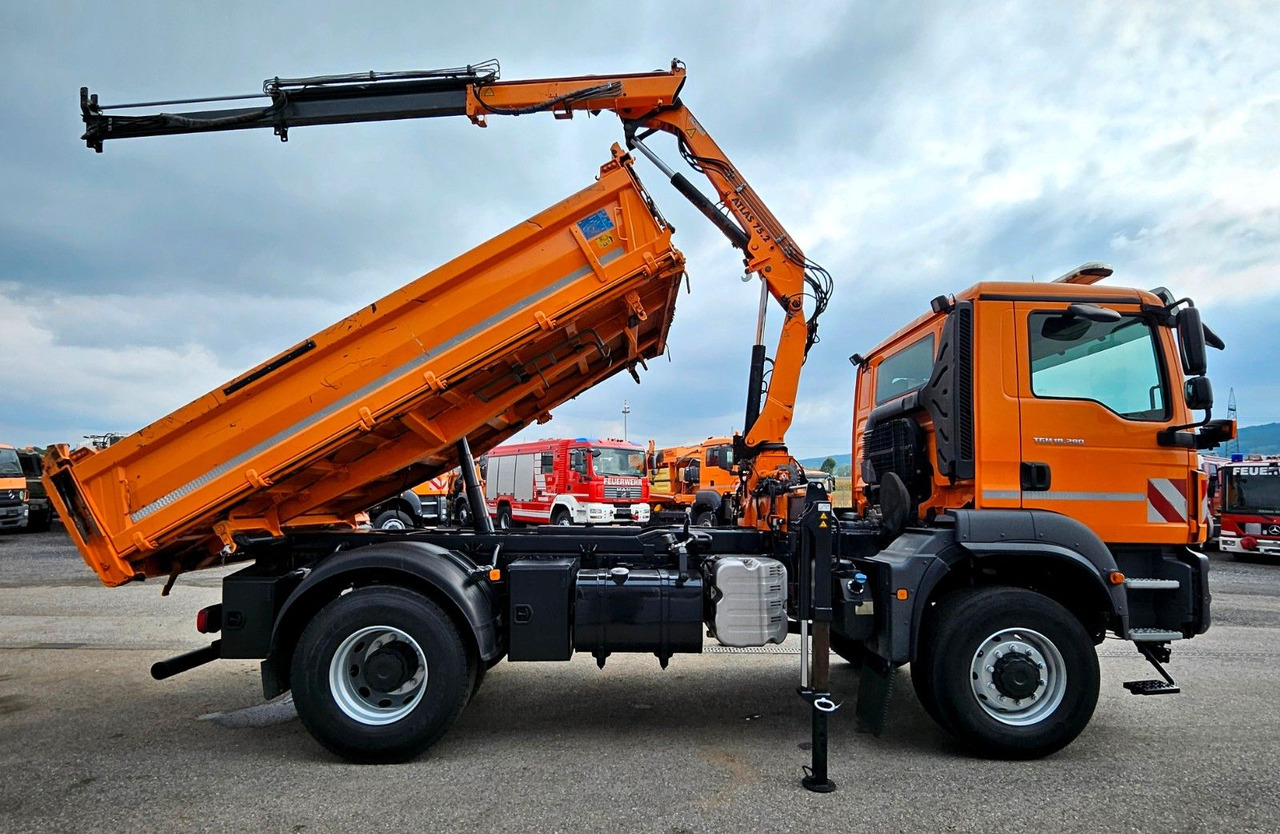 MAN TGM 18.290 4x4 Atlas 75.2 Kran Funk Euro6 - شاحنة قلاب, شاحنة كرين: صورة 2 MAN TGM 18.290 4x4 Atlas 75.2 Kran Funk Euro6 - شاحنة قلاب, شاحنة كرين: صورة 2