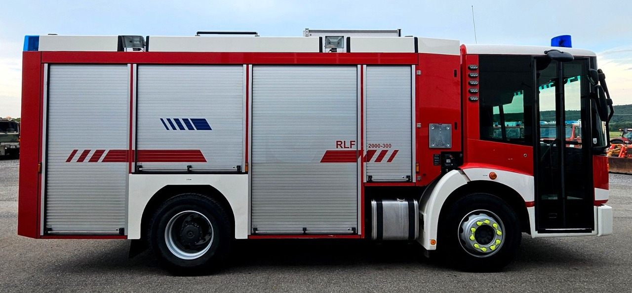 Mercedes-Benz 1829 Feuerwehr Ziegler RLF 2000/300 TLF Winde - شاحنة: صورة 5 Mercedes-Benz 1829 Feuerwehr Ziegler RLF 2000/300 TLF Winde - شاحنة: صورة 5
