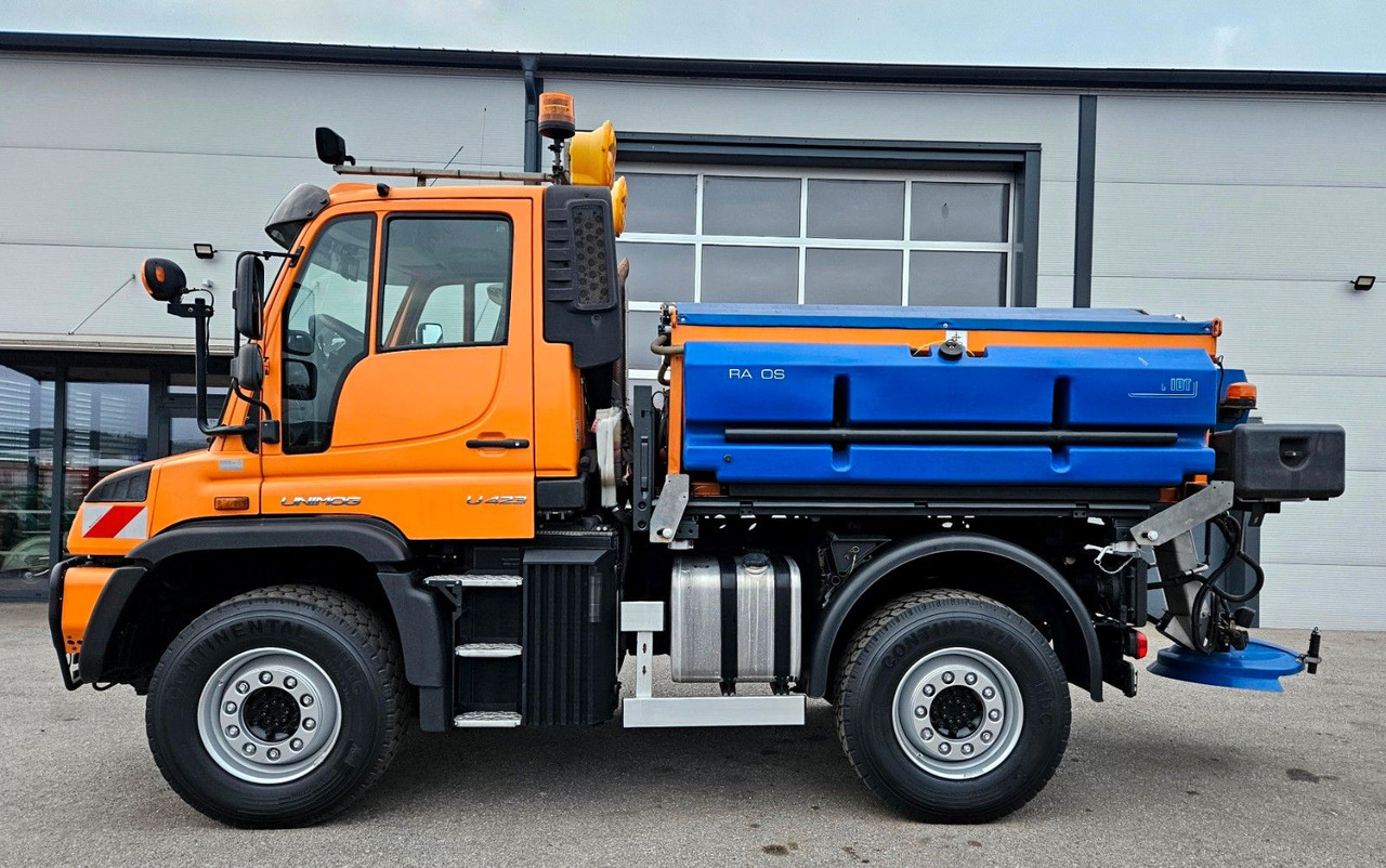 Unimog U423 UGE Euro6 Hydrostat Schmidt Stratos - شاحنة قلاب: صورة 2 Unimog U423 UGE Euro6 Hydrostat Schmidt Stratos - شاحنة قلاب: صورة 2