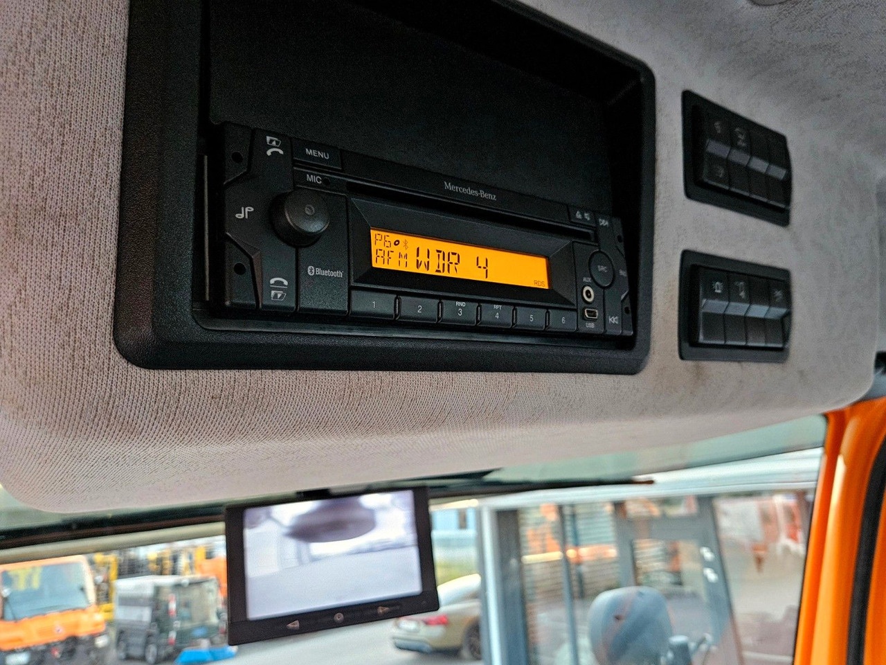 شاحنة قلاب Unimog U427 UGE Euro6 VarioPilot Hydrostat: صورة 14