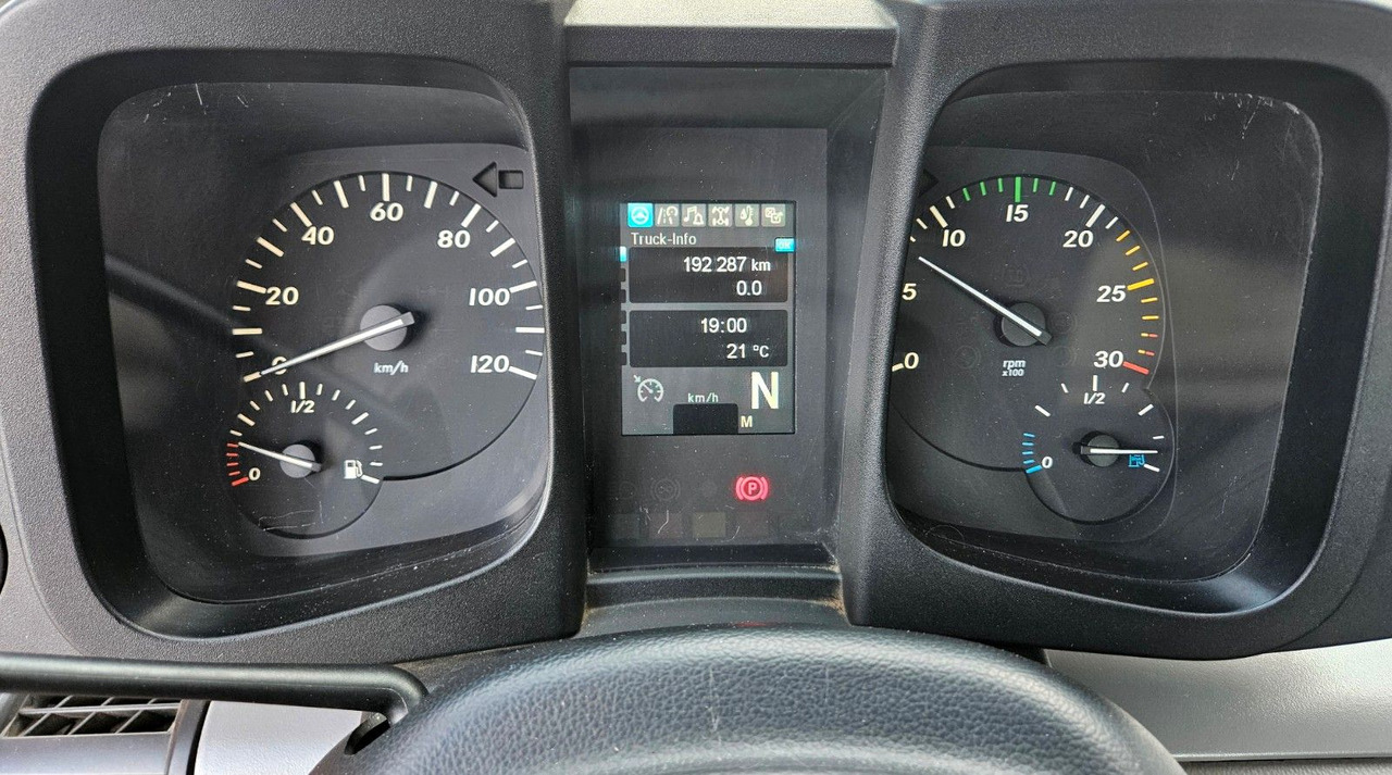 شاحنة قلاب Unimog U527 UGE Euro6 VarioPilot Hydrostat: صورة 9