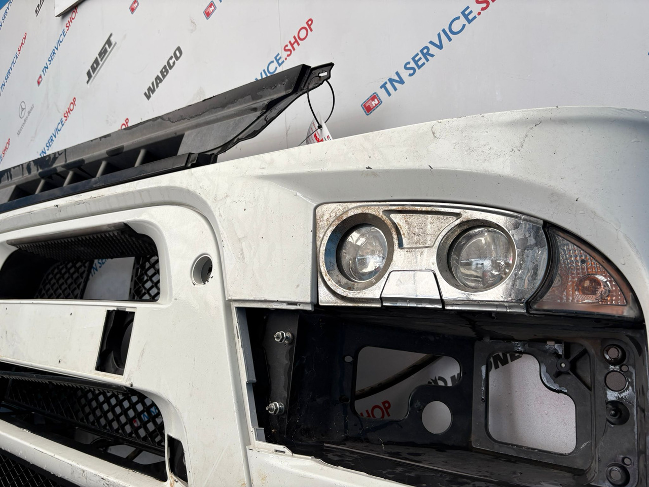 Paraurti Anteriore Iveco 5801258838 - مصد العربة - شاحنة: صورة 3 Paraurti Anteriore Iveco 5801258838 - مصد العربة - شاحنة: صورة 3