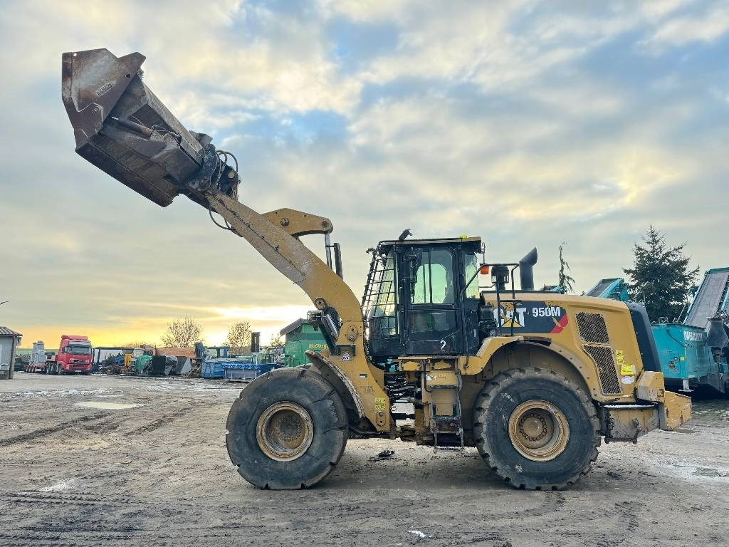 CAT 950M HighLift - اللودر بعجل: صورة 1 CAT 950M HighLift - اللودر بعجل: صورة 1