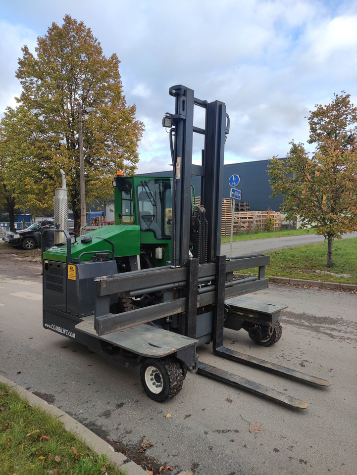 Combilift C4500 - رافعة شوكية ديزل: صورة 2 Combilift C4500 - رافعة شوكية ديزل: صورة 2