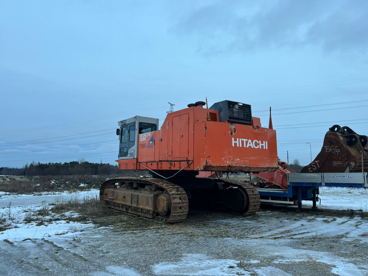 Hitachi EX1200-5D - حفار زحاف: صورة 4 Hitachi EX1200-5D - حفار زحاف: صورة 4