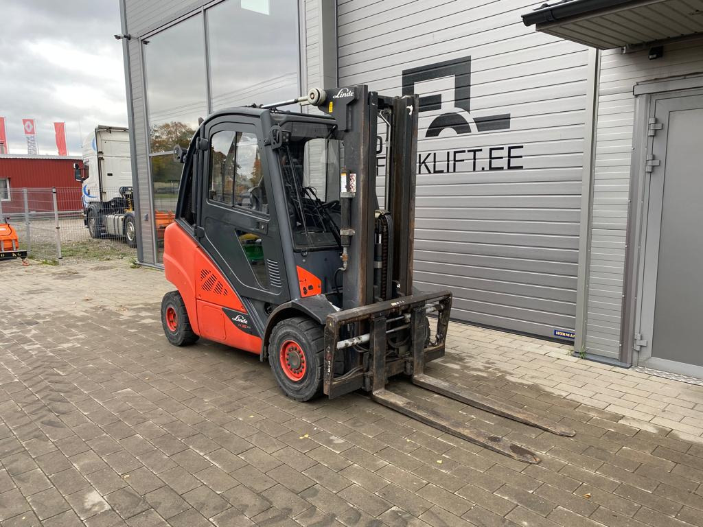 Linde H35D - رافعة شوكية ديزل: صورة 2 Linde H35D - رافعة شوكية ديزل: صورة 2