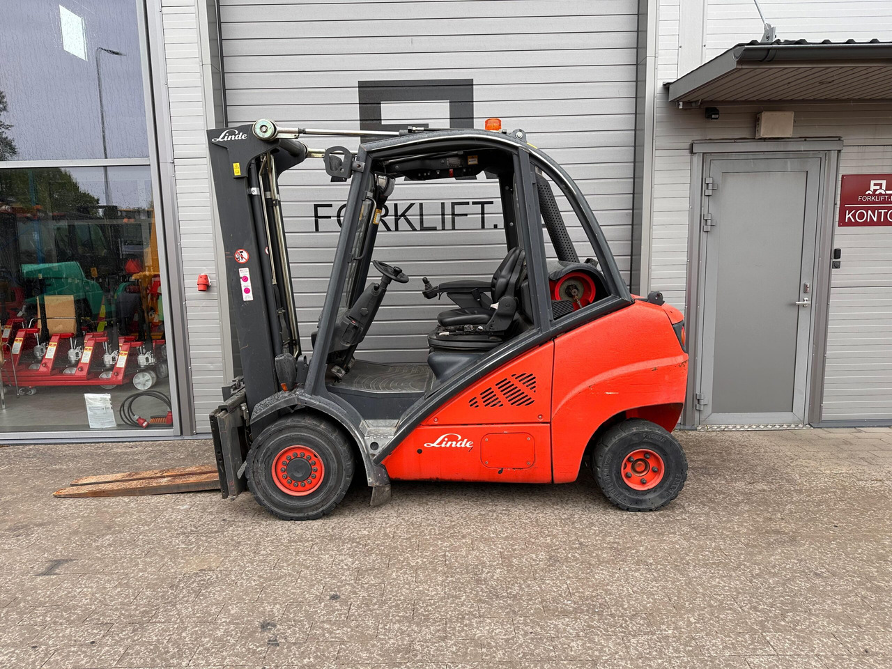 Linde H35T - رافعة شوكية تعمل بالغاز: صورة 2 Linde H35T - رافعة شوكية تعمل بالغاز: صورة 2