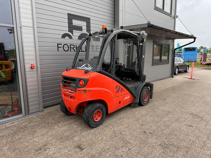 Linde H35T - رافعة شوكية تعمل بالغاز: صورة 4 Linde H35T - رافعة شوكية تعمل بالغاز: صورة 4