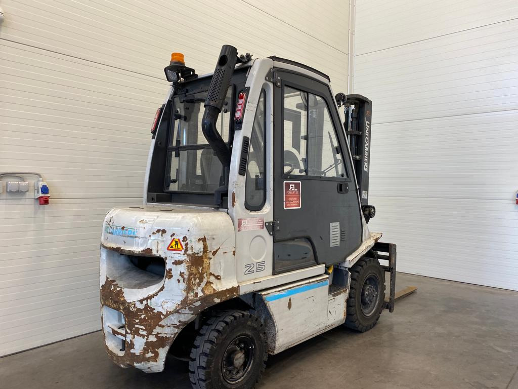 Unicarriers Y1D2A25Q - رافعة شوكية ديزل: صورة 5 Unicarriers Y1D2A25Q - رافعة شوكية ديزل: صورة 5